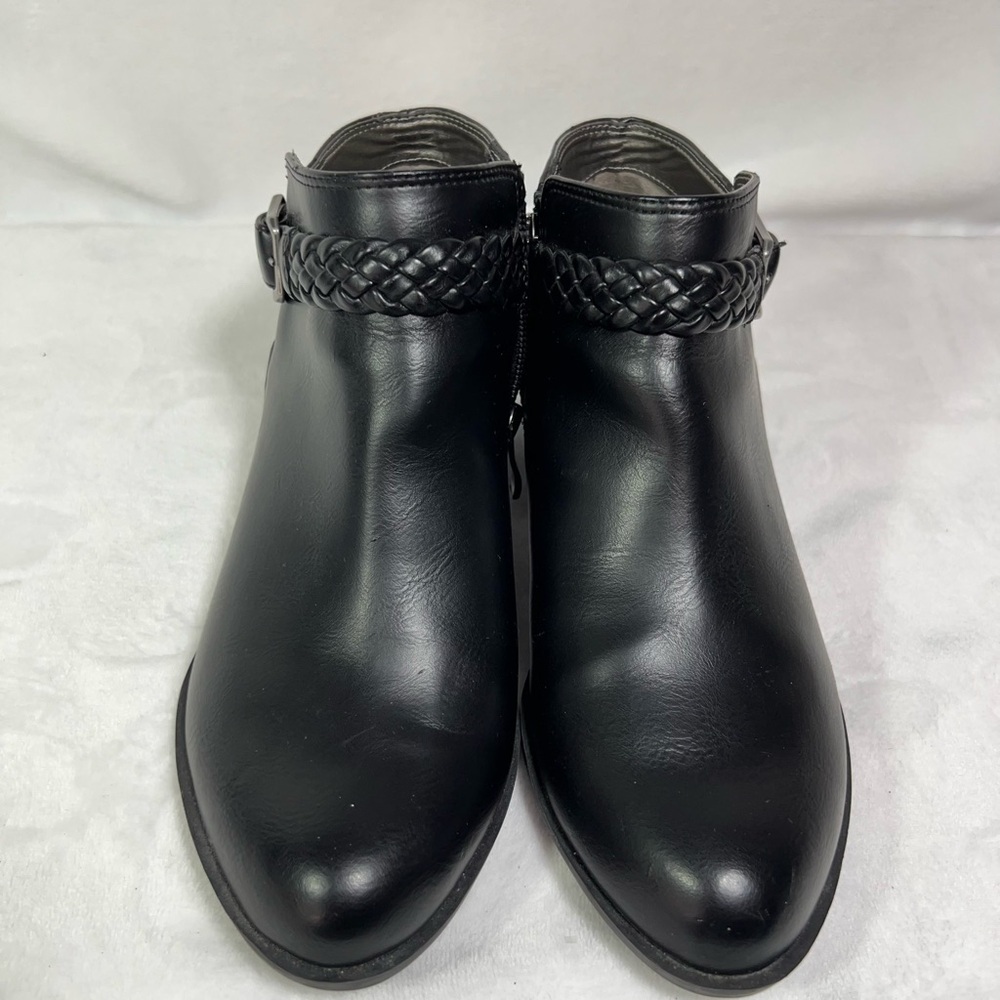 Life Stride Velocity Memory Foam Black Ankle Booties Women’s Size 7W Adriana - Picture 2 of 11